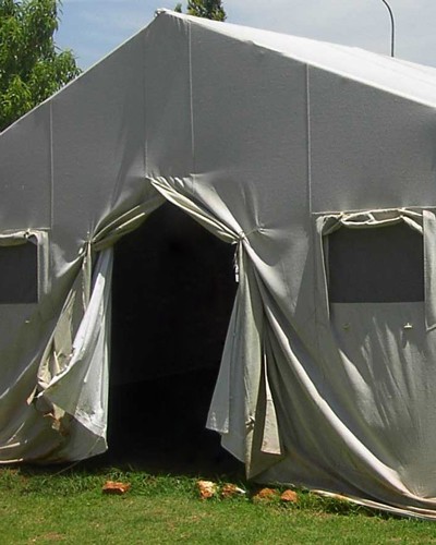Изготавливаем солдатские палатки в Югорске вместимостью <strong>до 70 человек</strong>